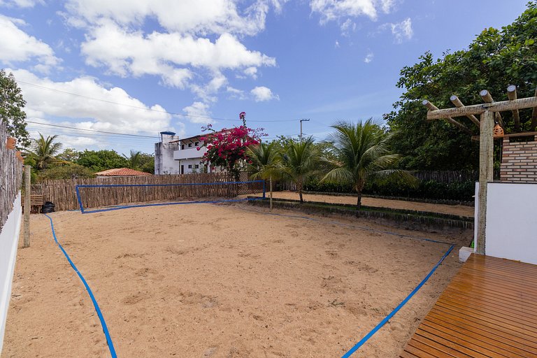 Área tranquila, 600m da praia, até 12 pessoas