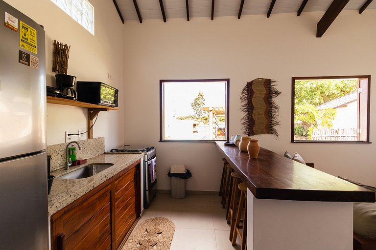 Área tranquila, 600m da praia, até 12 pessoas