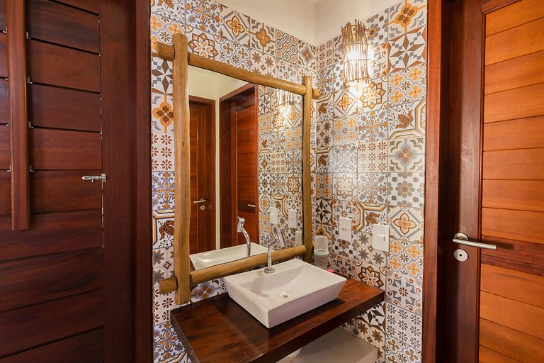 Área tranquila, 600m da praia, até 12 pessoas