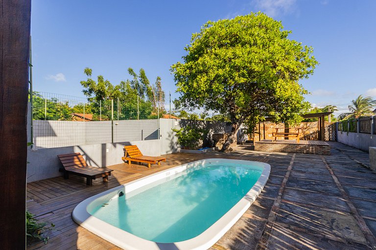 Casa para até 10 pessoas a 600m da praia